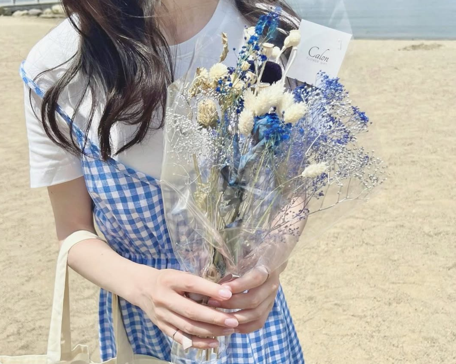 夏の銀座・有楽町で、ライブやイベントに映える“推しカラー花束”を手に入れよう!