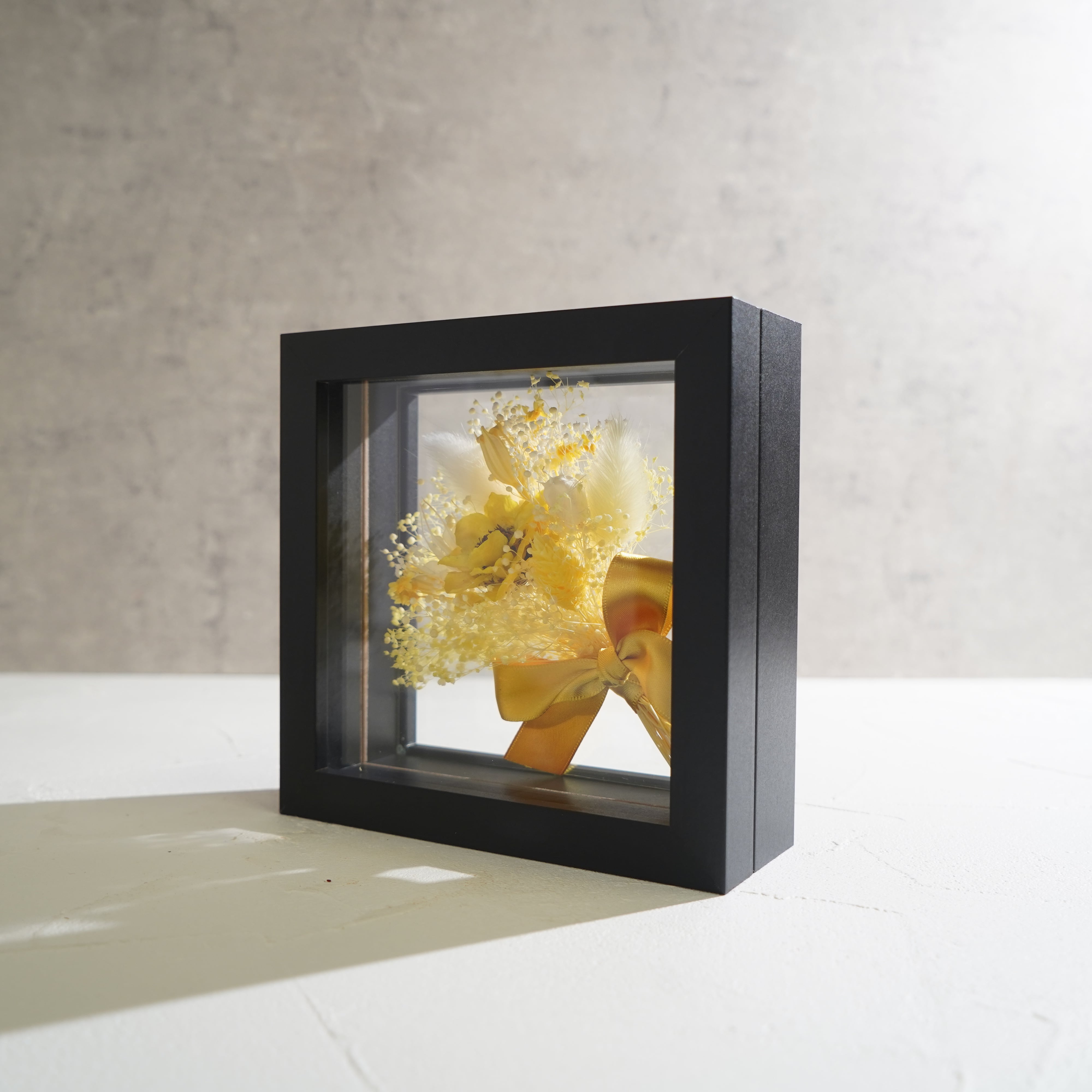 【イエロー】フレームフラワー Mサイズ 花束タイプ FM-56≪限定1点≫