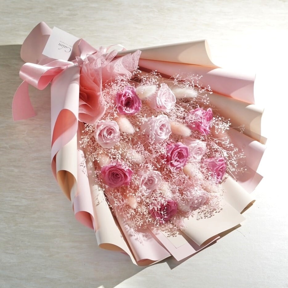 プロポーズ・記念日】プリザーブドローズの枯れない花束(12本の薔薇