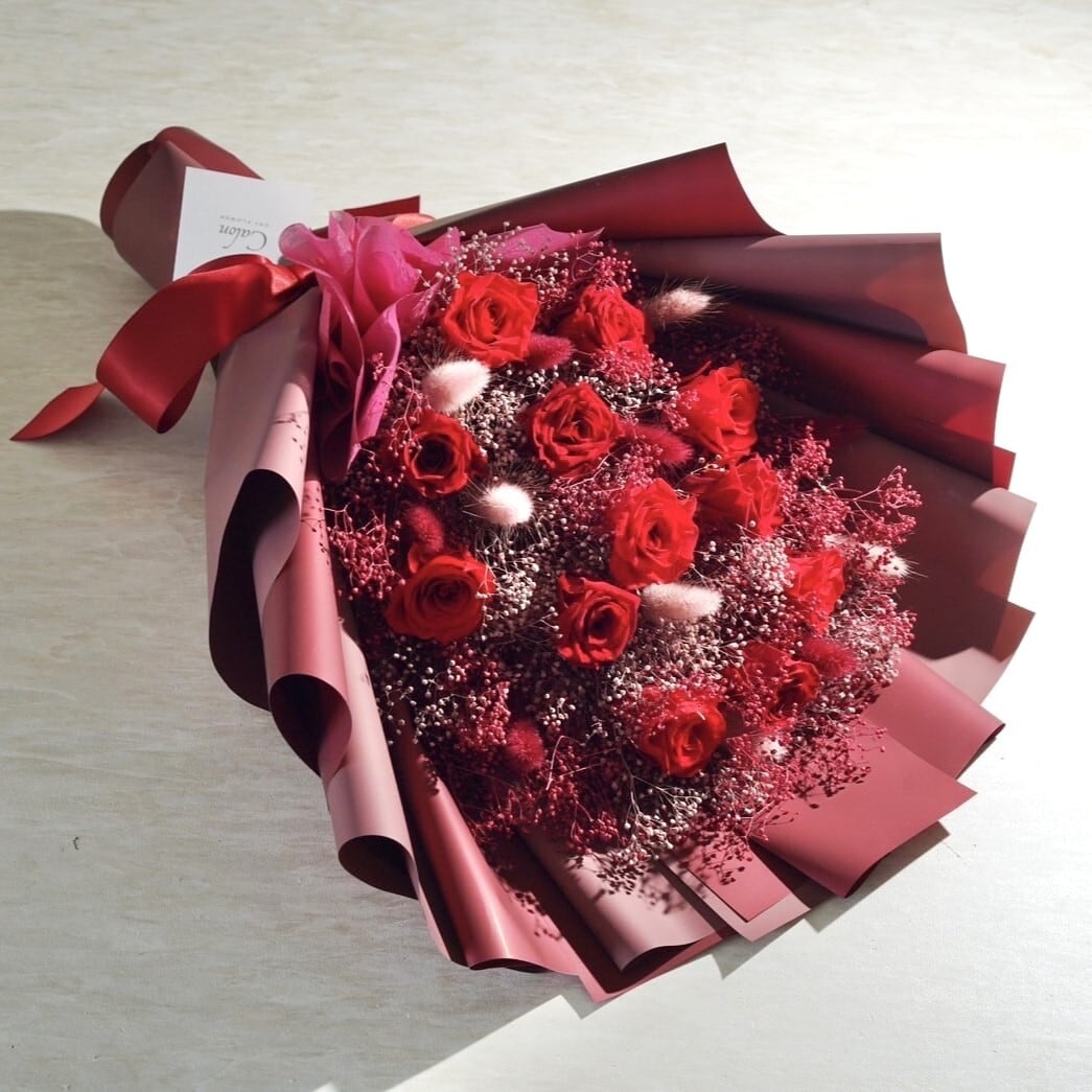 【プロポーズ・記念日】プリザーブドローズの枯れない花束(12本の薔薇/レッド)