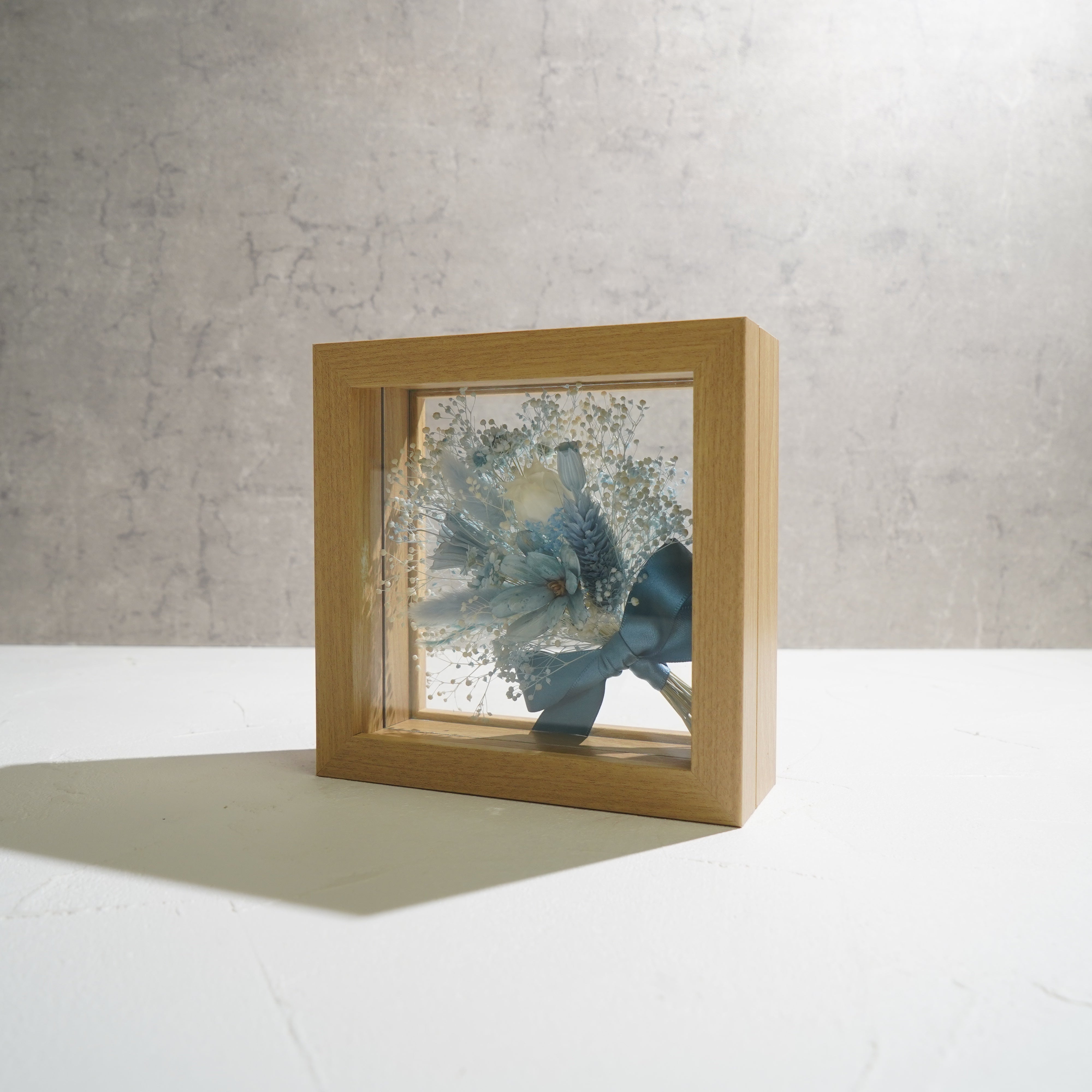 【ライトブルー】フレームフラワー Mサイズ 花束タイプ FM-64≪限定１点≫