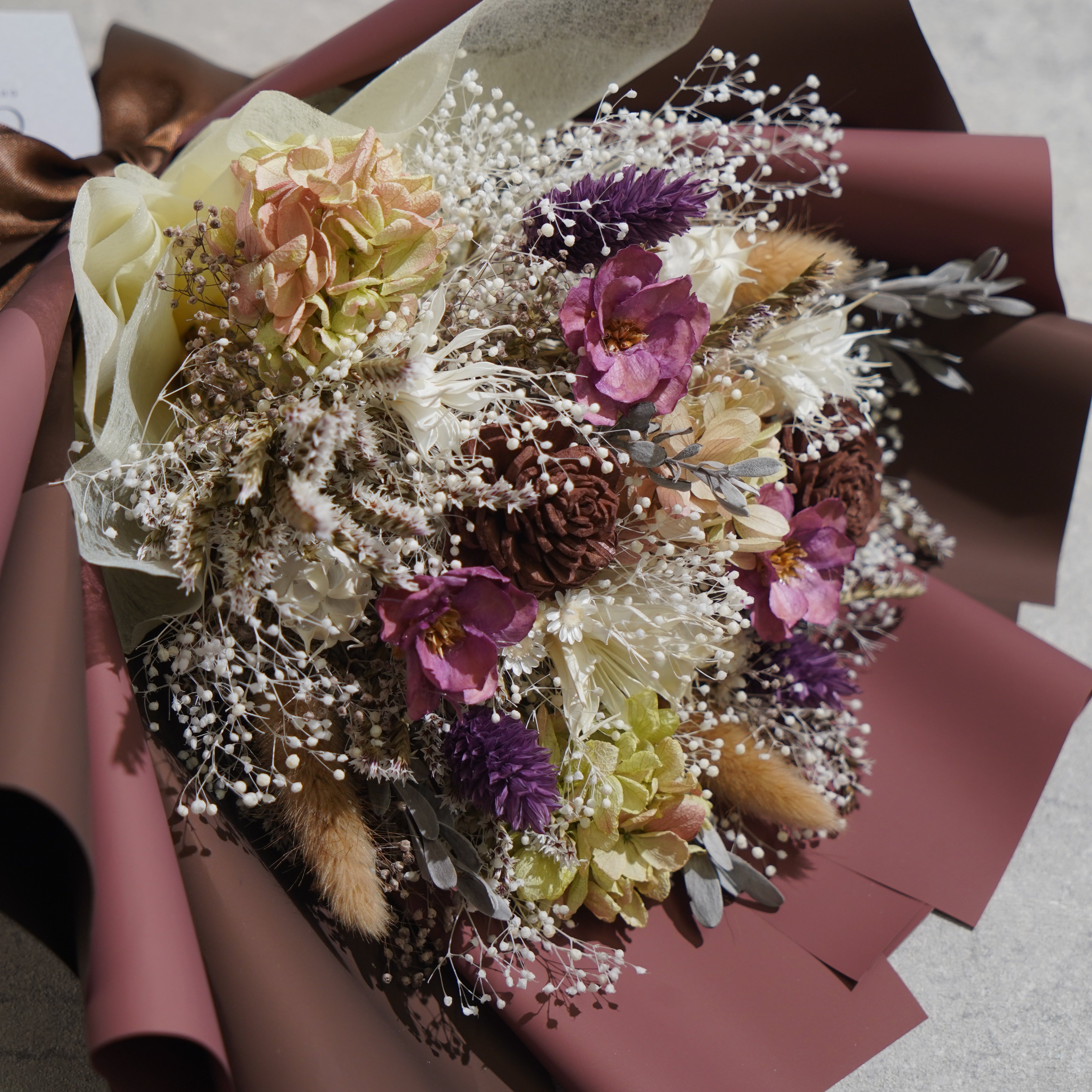 ドライフラワーの花束 バラ＆ユーカリ ブラウン 販売停止】B-0701【そのままドライフラワー】バラとユーカリの花束