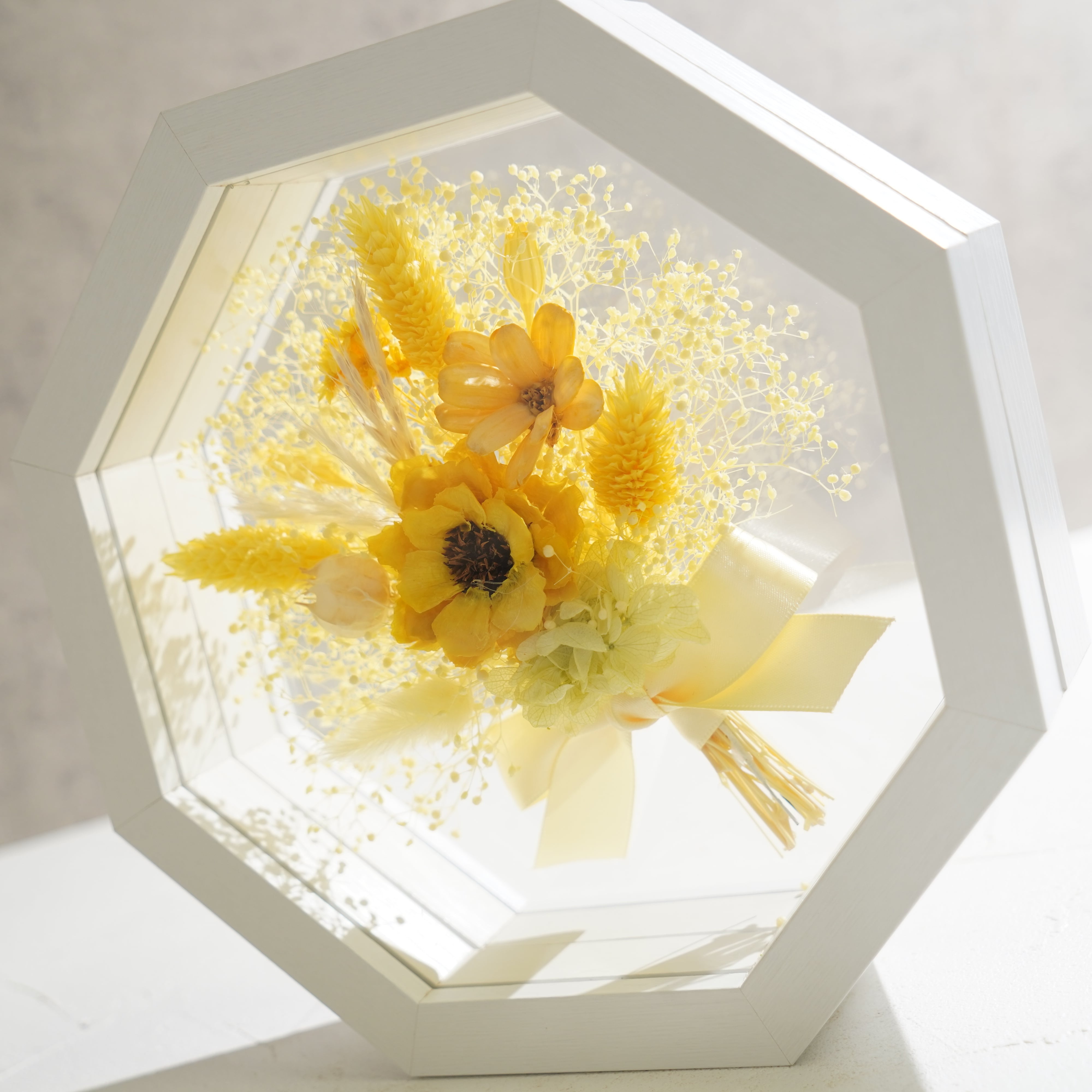 【イエロー】フレームフラワー 八角形 花束タイプ FO-72≪限定１点≫