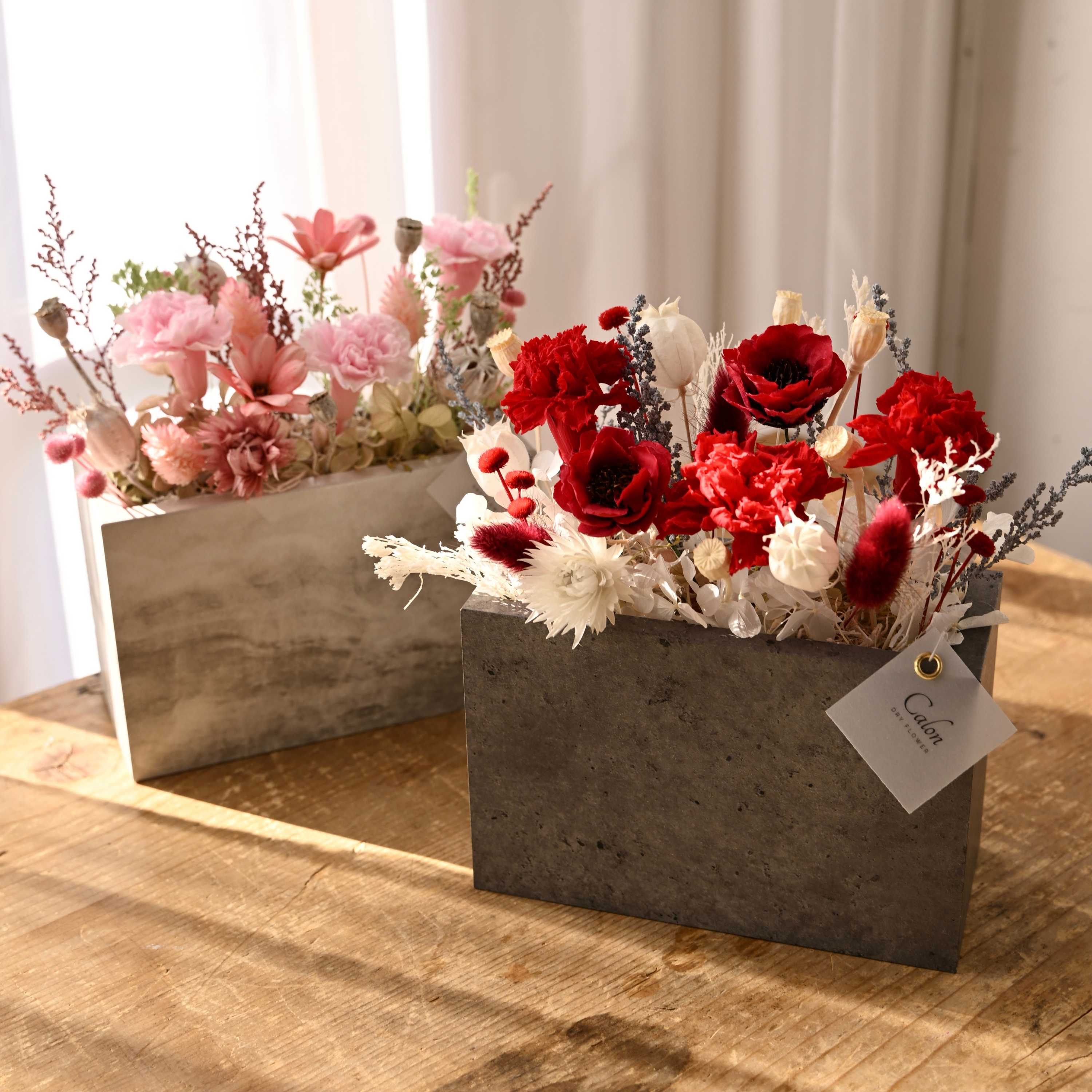 【母の日'26】プリザーブドカーネーションのストーン調置き型アレンジ
